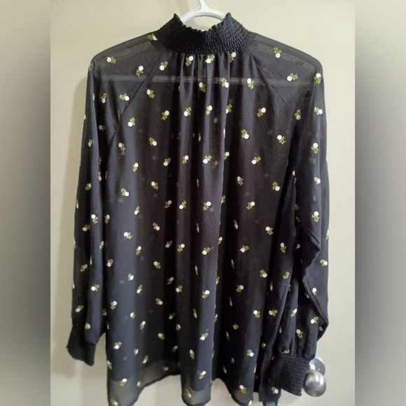 CABI Sheer Black Embroidered Floral Blouse Sz M Romantic Dark Angel Fairy Date - Picture 5 of 13